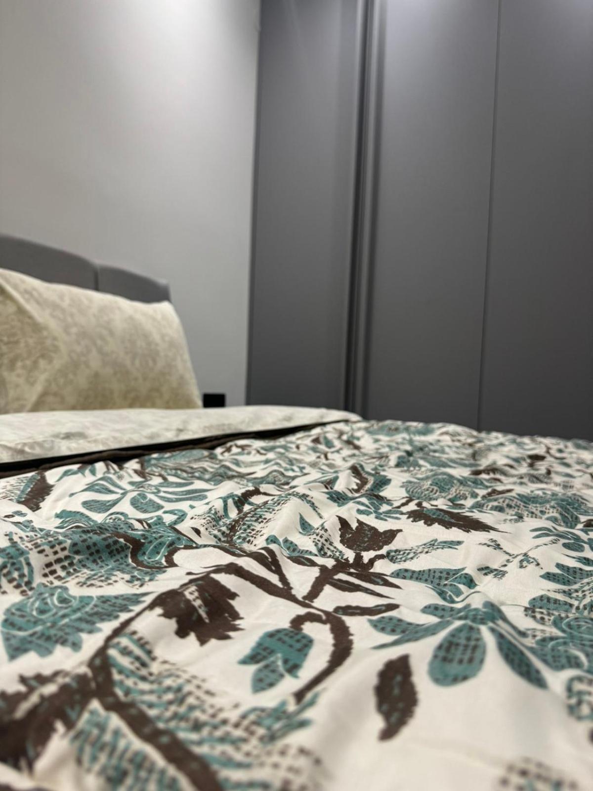 Luna-Your Urban Stay Thessaloniki Buitenkant foto